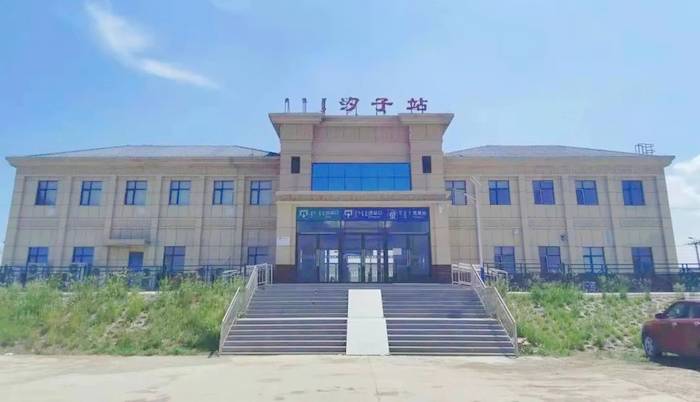 汐子火车站