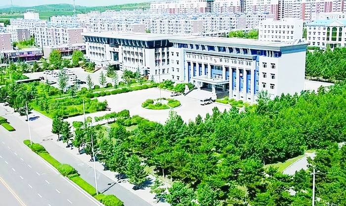科尔沁右翼前旗政府广场