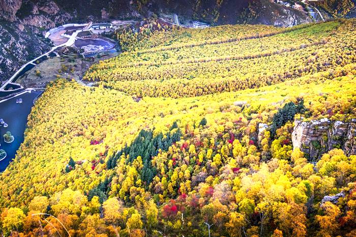 红召九龙湾生态旅游区
