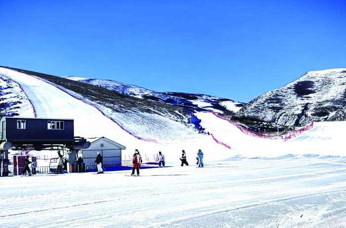 凉城国际滑雪场