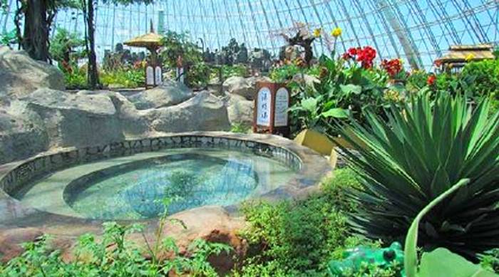 布龙湖温泉度假区