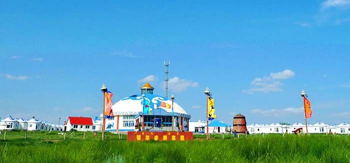 鄂尔多斯草原旅游区