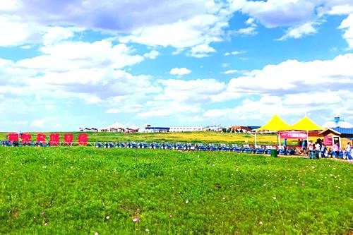 鄂尔多斯草原旅游区