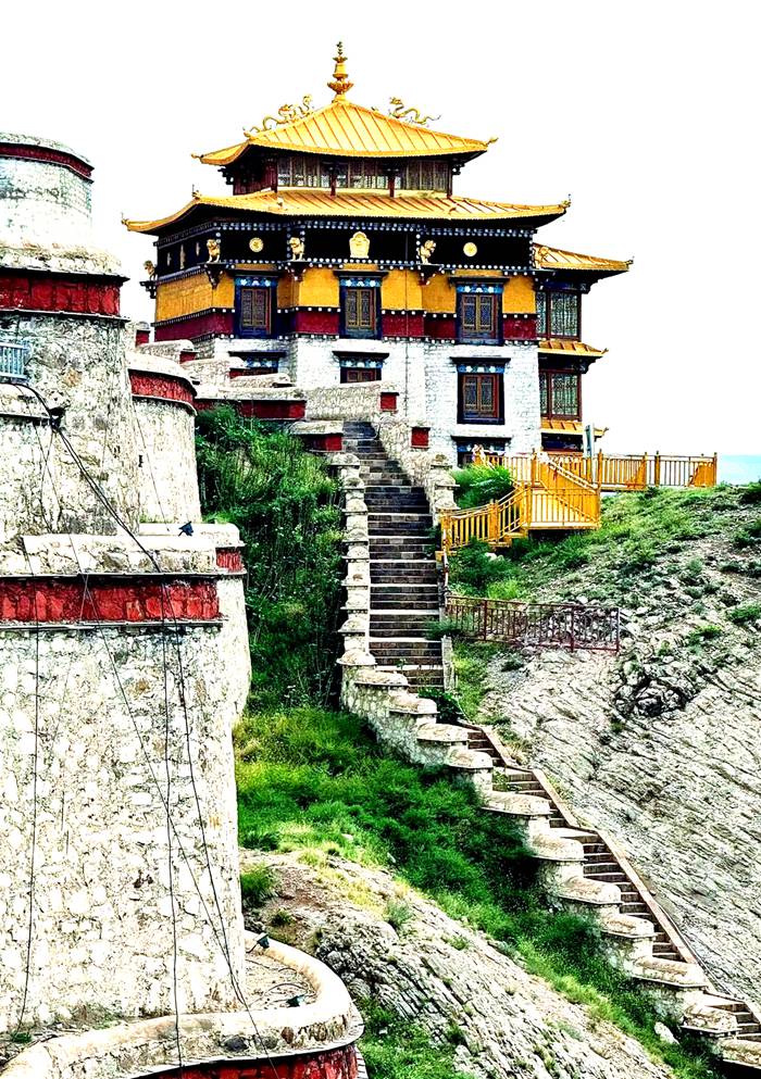 图海山文化旅游区（满巴拉僧庙）