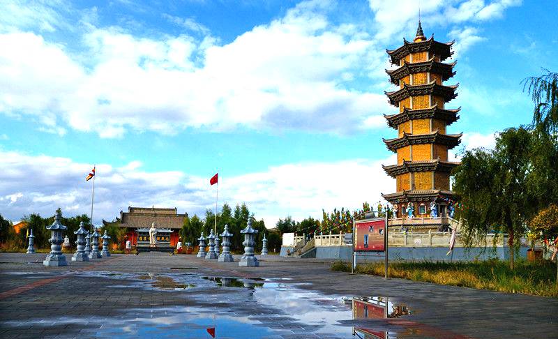 杭锦后旗宝莲寺