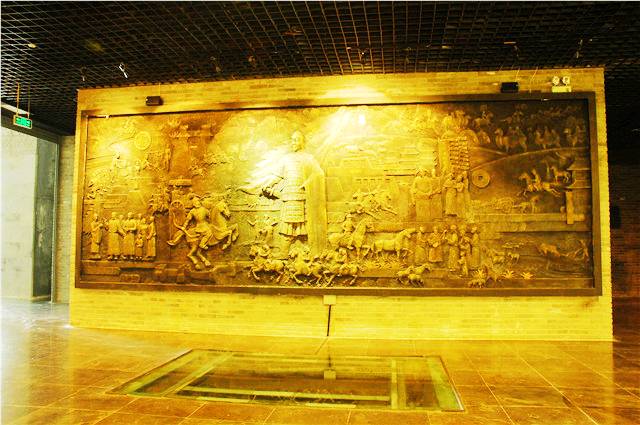 和林格尔东汉壁画墓