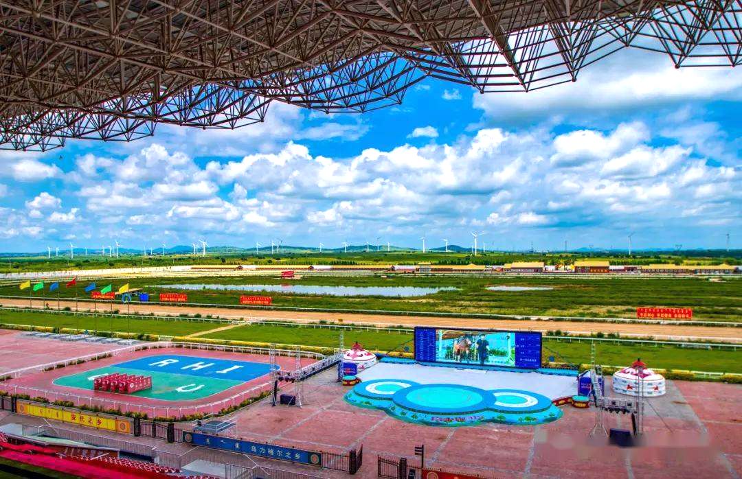 图什业图赛马场