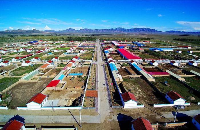 巴彦琥硕镇全景