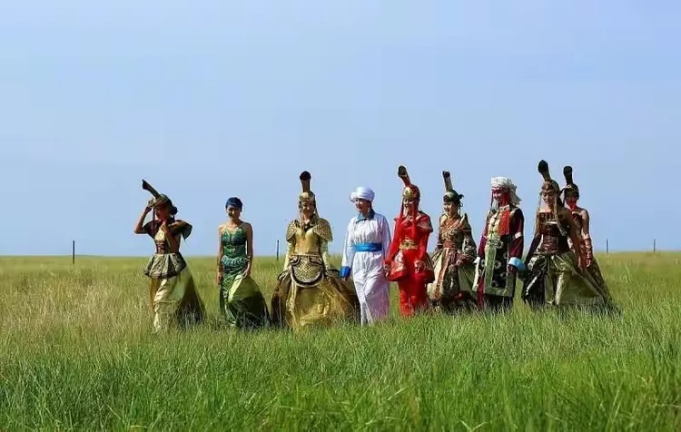 十三敖包草原 十三敖包草原