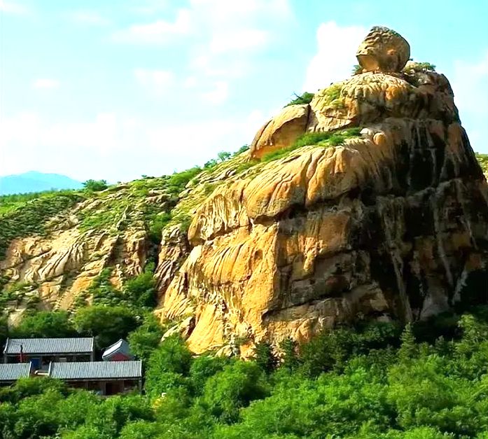 七锅山国家地质公园召庙景区-桃石山