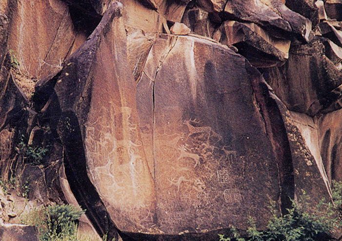 百岔川岩画（百岔川生态旅游区）