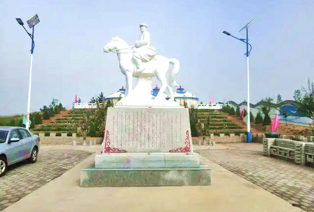 乌兰夫文化艺术馆