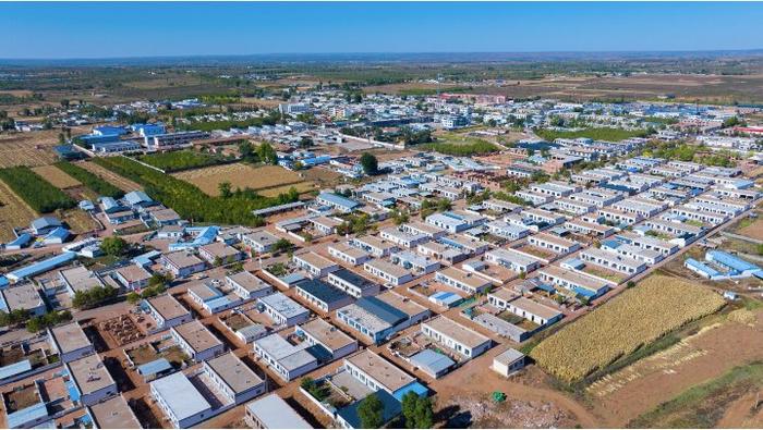 苏布尔嘎镇区全景 苏布尔嘎镇区全景