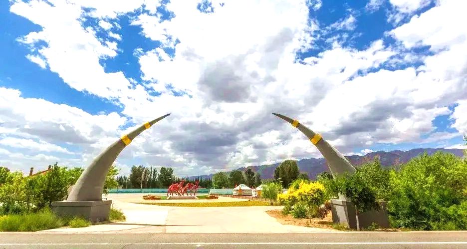 白彦花牟纳文化园 白彦花牟纳文化园