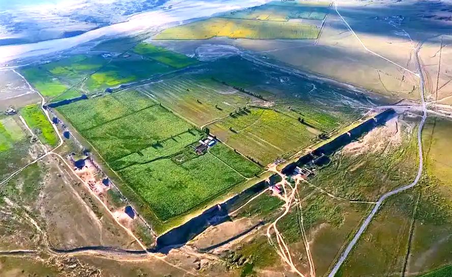 新忽热古城全景