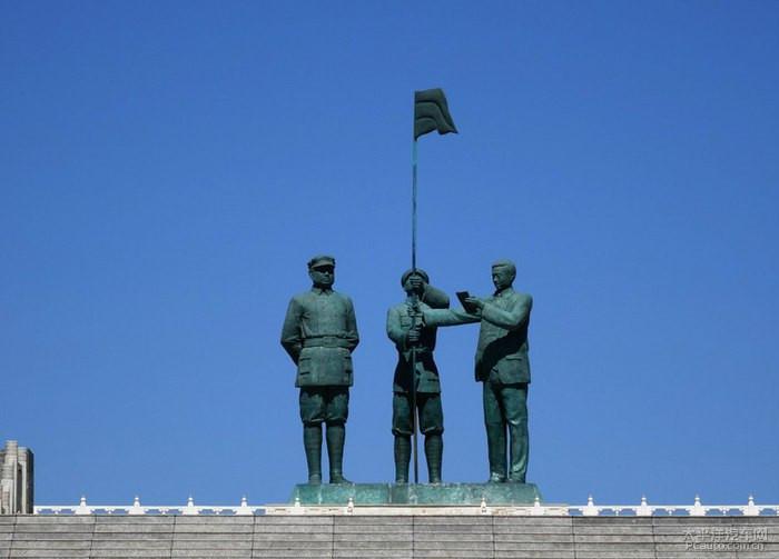 冯玉祥誓师纪念广场 冯玉祥誓师纪念广场