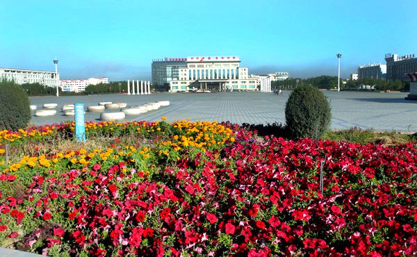 棋盘井镇政府广场