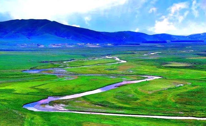 乌兰哈达苏木白音格尔嘎查十八弯美景 乌兰哈达苏木白音格尔嘎查十八弯美景