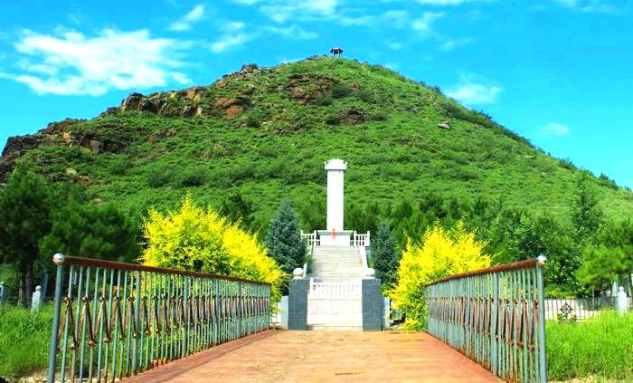 巨日合镇孤山子革命烈士陵园 巨日合镇孤山子革命烈士陵园