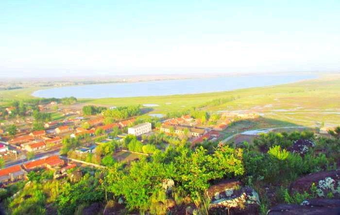 阿古拉镇日月湖