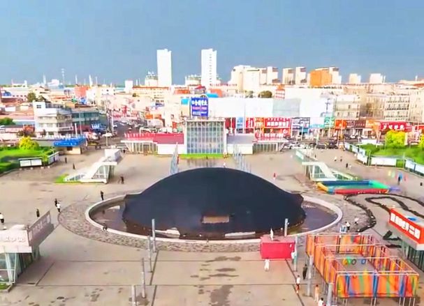 甘旗卡镇人民广场 甘旗卡镇人民广场