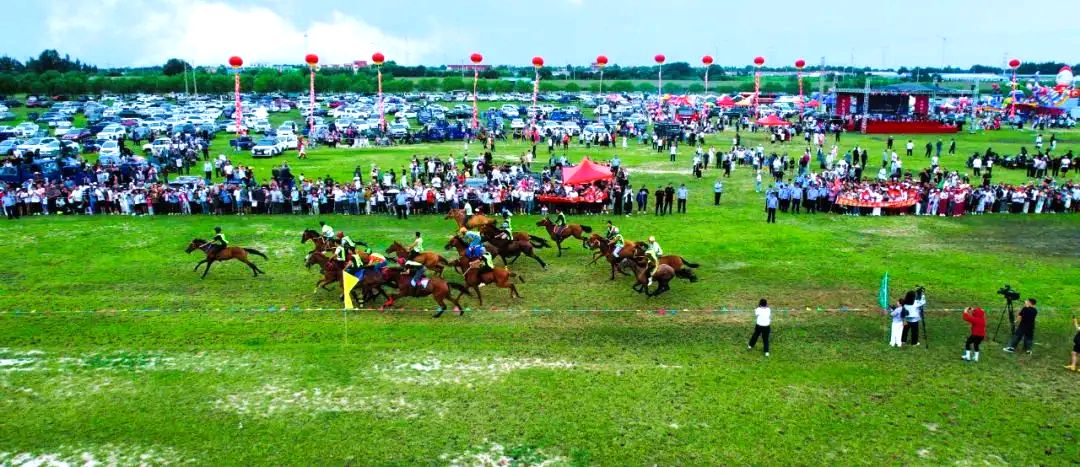 莫力庙苏木那达慕