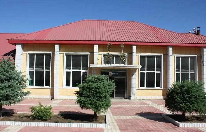 老府火车站 老府火车站