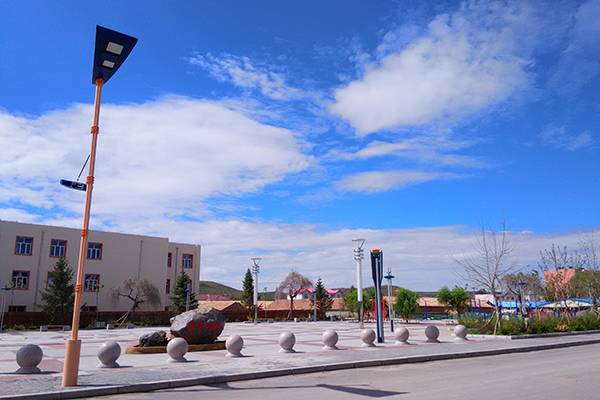 广德公镇德馨广场