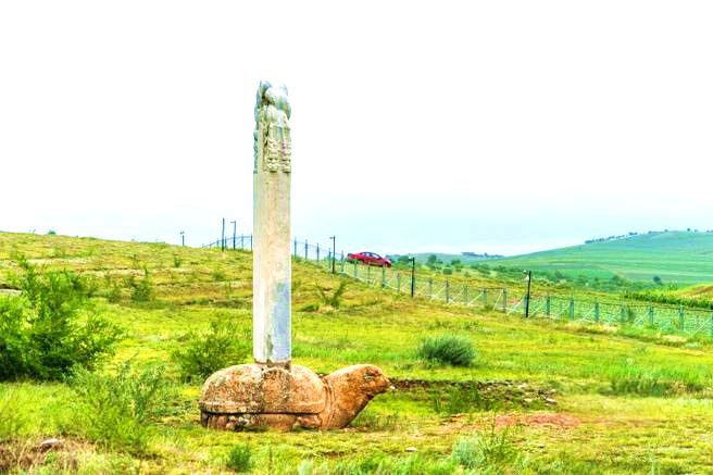 梧桐花镇张英瑞家族墓地