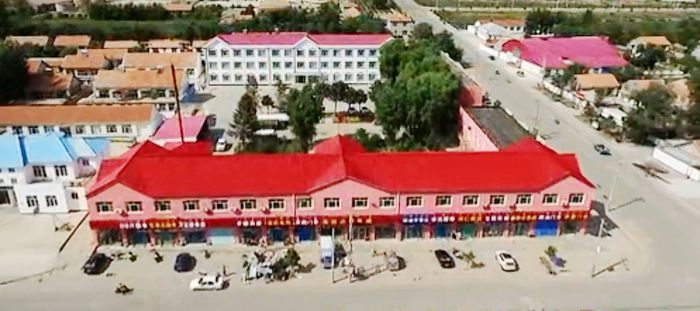 解放营子乡街景