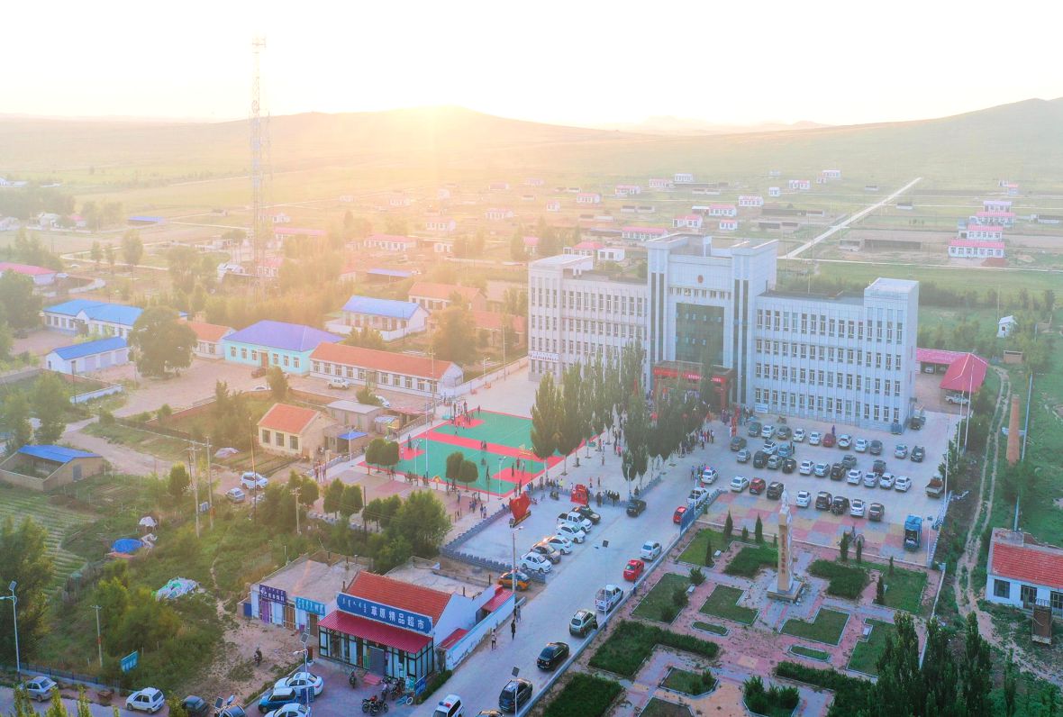 扎嘎斯台镇全景