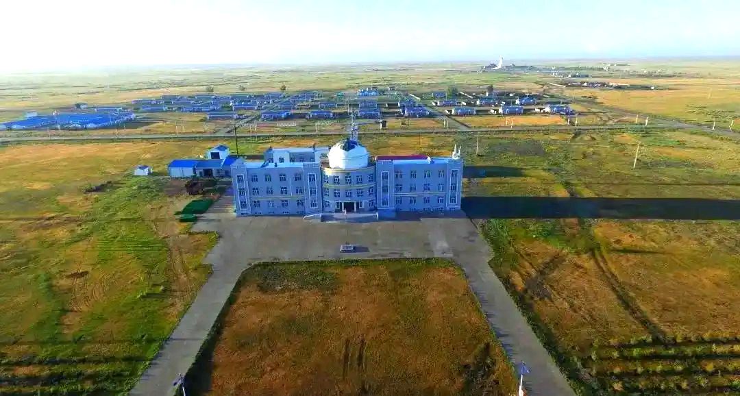 甘珠尔苏木全景