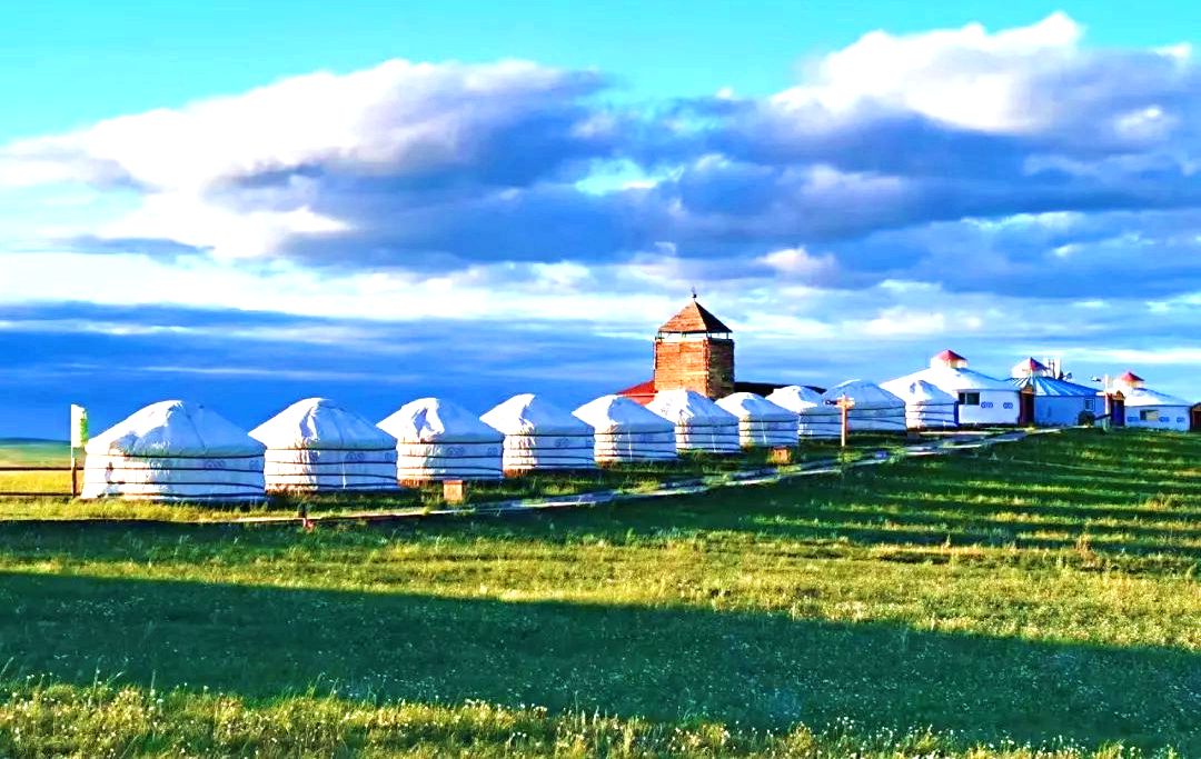 一代天骄中电生态草原度假区