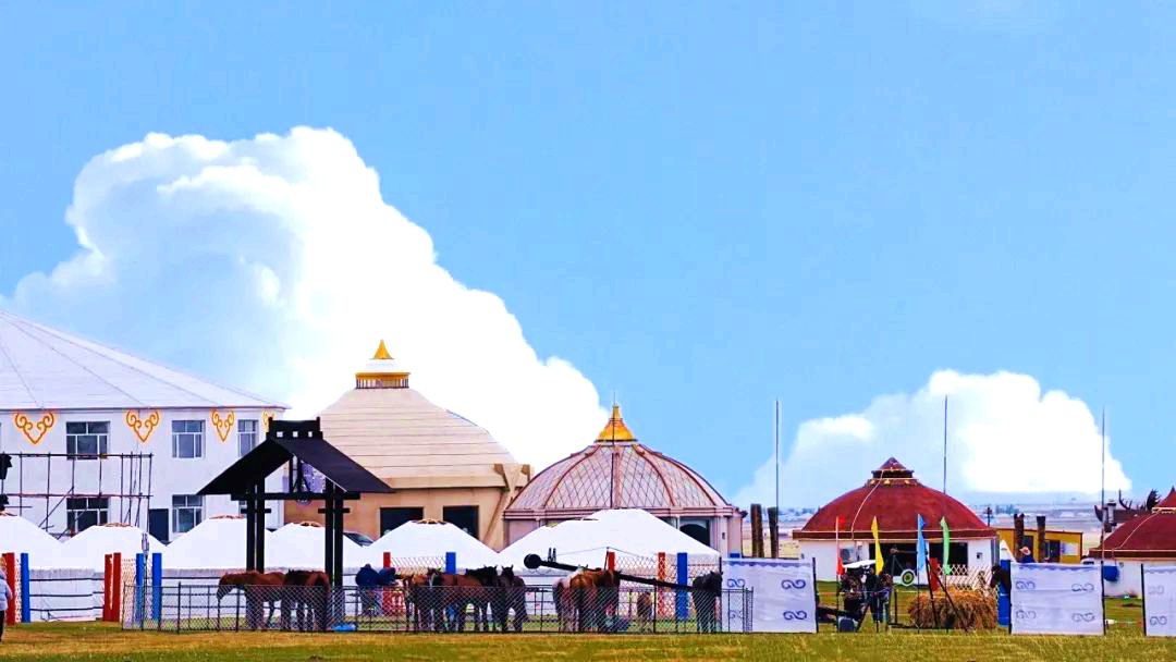 呼伦贝尔敖包相会景区