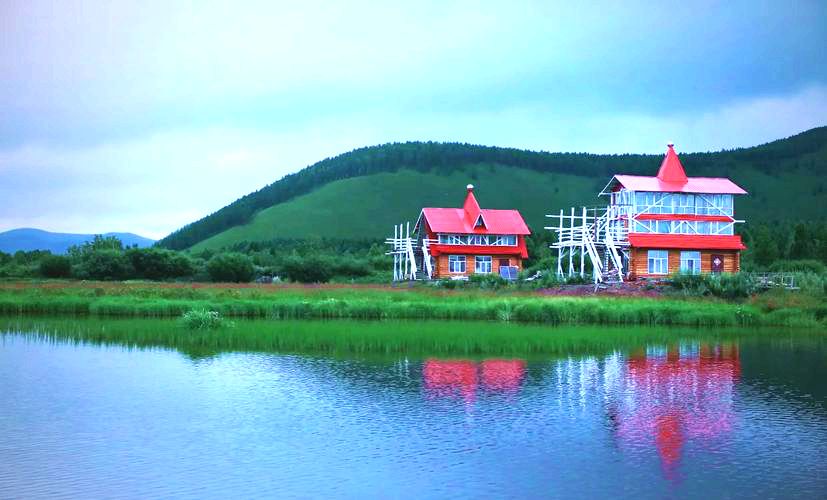 图里河天鹅湖冷水鱼山庄