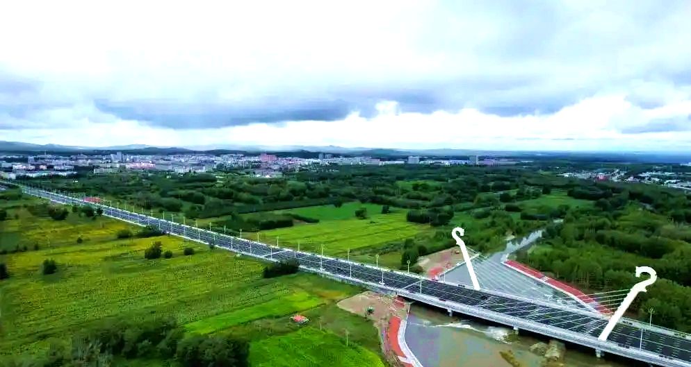 巴拉嘎尔高勒镇白马大桥