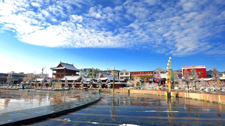 巴拉嘎尔高勒镇九世班禅行宫