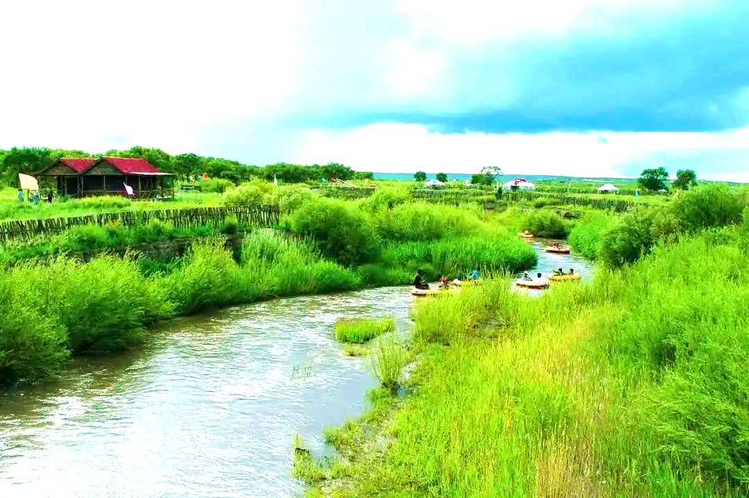 哈布其盖景区漂流