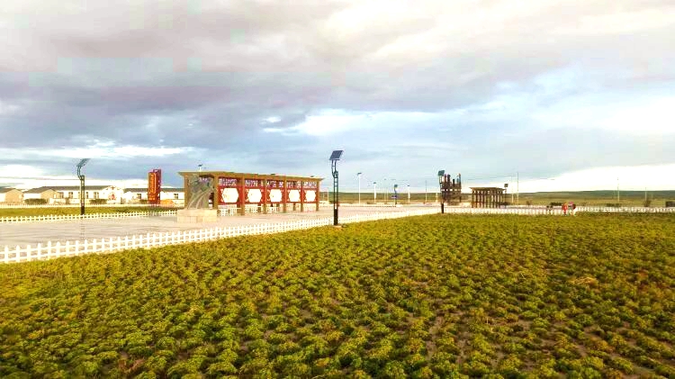 查干淖尔镇广场 查干淖尔镇广场