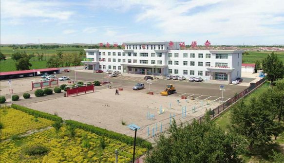 巴音乡政府大院