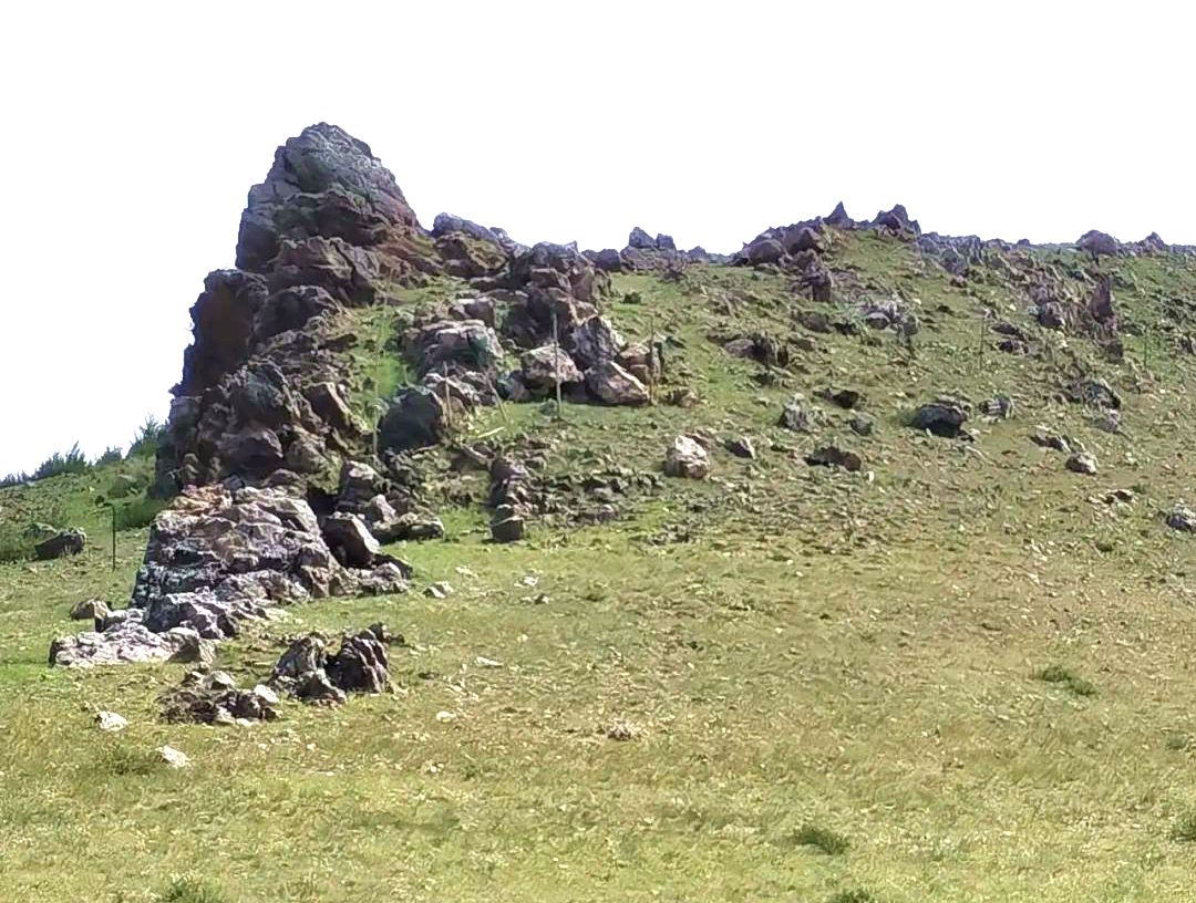 白音朝克图山