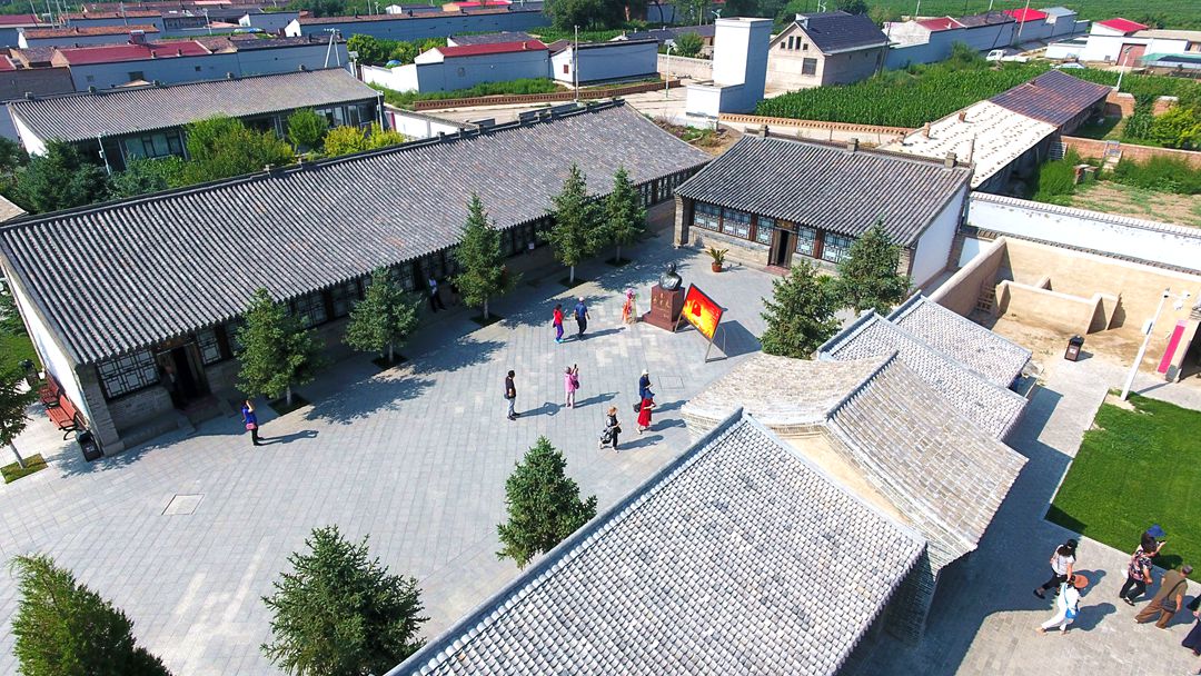 乌兰夫故居